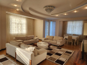 İcarəyə verilir 3 otaqlı 80 m2 yeni tikili 28 May m.