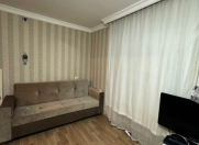 Satılır 1 otaqlı 35 m2 köhnə tikili Elmlər Akademiyası m.