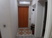 Satılır 3 otaqlı 70 m2 köhnə tikili İnşaatçılar m.