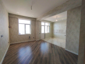 Satılır 2 otaqlı 60 m2 yeni tikili Xırdalan