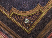 Satılır 3 otaqlı 90 m2 köhnə tikili Sahil m.