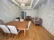 Satılır 4 otaqlı 143 m2 yeni tikili 8 Noyabr m.