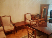 Satılır 4 otaqlı 105 m2 köhnə tikili 8 mkr