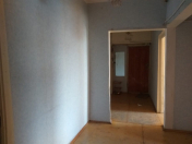 Satılır 5 otaqlı 120 m2 köhnə tikili Xalqlar Dostluğu m.