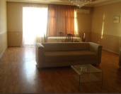 Satılır 5 otaqlı 250 m2 yeni tikili Gənclik m.