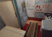 İcarəyə verilir 1 otaqlı 34 m2 köhnə tikili Axundov bağı