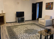 İcarəyə verilir 5 otaqlı 200 m2 köhnə tikili Elmlər Akademiyası m.