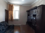 İcarəyə verilir 2 otaqlı 30 m2 köhnə tikili İzmir parkı