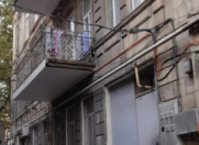 İcarəyə verilir 2 otaqlı 35 m2 köhnə tikili Axundov bağı