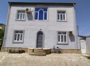 Satılır 12 otaqlı 460 m2 villa Badamdar