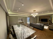 İcarəyə verilir 4 otaqlı 230 m2 yeni tikili Elmlər Akademiyası m.