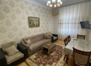 İcarəyə verilir 2 otaqlı 70 m2 köhnə tikili Sahil m.