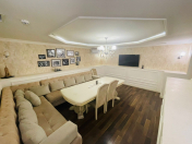 Satılır 9 otaqlı 370 m2 obyekt Nərimanov r.