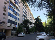 Satılır 5 otaqlı 125 m2 köhnə tikili 8 mkr