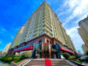 Satılır 4 otaqlı 155 m2 yeni tikili Elmlər Akademiyası m.