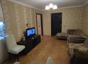 İcarəyə verilir 3 otaqlı 90 m2 köhnə tikili İnşaatçılar m.