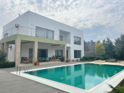 Satılır 10 otaqlı 750 m2 bağ evi Mərdəkan