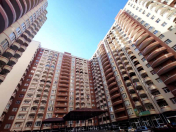 Satılır 3 otaqlı 140 m2 yeni tikili Səbail r.