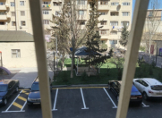 Satılır 4 otaqlı 100 m2 köhnə tikili Xalqlar Dostluğu m.