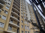 Satılır 10 otaqlı 460 m2 yeni tikili Nizami m.