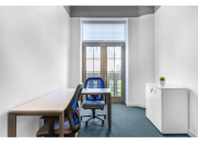 İcarəyə verilir 1 otaqlı 11 m2 ofis Yasamal r.