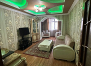 Satılır 3 otaqlı 70 m2 köhnə tikili Qara Qarayev m.
