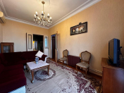 İcarəyə verilir 2 otaqlı 60 m2 köhnə tikili 28 May m.