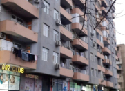 Satılır 2 otaqlı 70 m2 yeni tikili Xalqlar Dostluğu m.