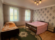 İcarəyə verilir 3 otaqlı 150 m2 bağ evi Göygöl