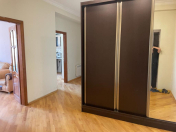 Satılır 2 otaqlı 100 m2 yeni tikili Yeni Yasamal