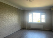 Satılır 4 otaqlı 218 m2 yeni tikili Elmlər Akademiyası m.