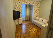 Satılır 3 otaqlı 70 m2 köhnə tikili 8 mkr