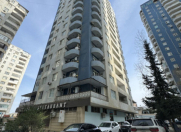 İcarəyə verilir 3 otaqlı 135 m2 yeni tikili Nizami m.