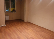 Satılır 2 otaqlı 50 m2 köhnə tikili Gənclik m.