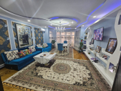 Satılır 3 otaqlı 135 m2 yeni tikili 8 Noyabr m.