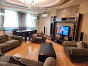 İcarəyə verilir 3 otaqlı 152 m2 yeni tikili 28 Mall