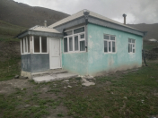 Satılır 3 otaqlı 200 m2 yeni tikili Quba