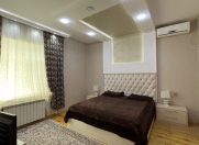 Satılır 6 otaqlı 240 m2 həyət evi Badamdar