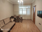 İcarəyə verilir 2 otaqlı 60 m2 köhnə tikili 6-cı parallel