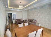 Satılır 4 otaqlı 143 m2 yeni tikili 8 Noyabr m.