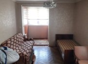 İcarəyə verilir 1 otaqlı 40 m2 köhnə tikili İnşaatçılar m.