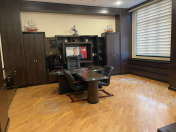 İcarəyə verilir 4 otaqlı 200 m2 ofis Nəriman Nərimanov m.