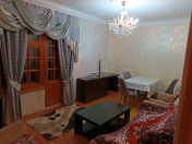 Satılır 2 otaqlı 60 m2 köhnə tikili Bakıxanov