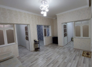 Satılır 4 otaqlı 60 m2 həyət evi İnşaatçılar m.