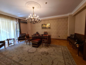 İcarəyə verilir 4 otaqlı 200 m2 ofis İçəri Şəhər m.