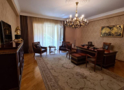 İcarəyə verilir 4 otaqlı 200 m2 ofis İçəri Şəhər m.