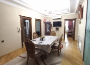 Satılır 5 otaqlı 145 m2 yeni tikili Həzi Aslanov m.