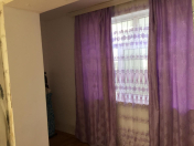 Satılır 1 otaqlı 33 m2 köhnə tikili Elmlər Akademiyası m.