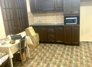 İcarəyə verilir 3 otaqlı 150 m2 köhnə tikili Neftçilər m.