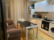 İcarəyə verilir 3 otaqlı 102 m2 yeni tikili Şah İsmayıl Xətai m.